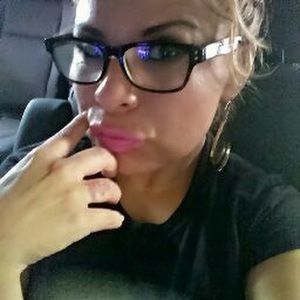 Meet your Posher, Dora